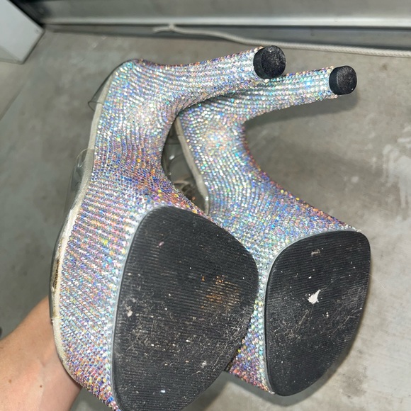 Women's Platform Pleaser Heels - Picture 9 of 10